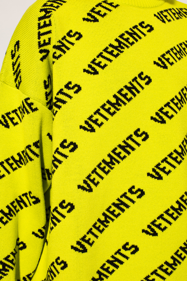 Sweater with logo VETEMENTS - SchaferandweinerShops KR Sweater with logo VETEMENTS - SchaferandweinerShops KR
